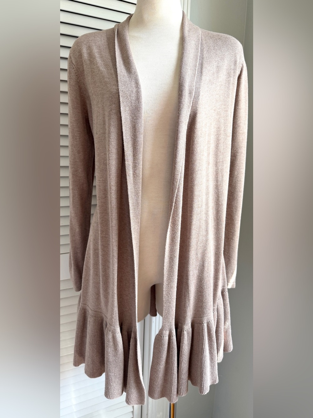 S🤎 Belldini Oatmeal Tan Ruffle Peplum Open Shawl Long Sleeve Cardigan Sweater